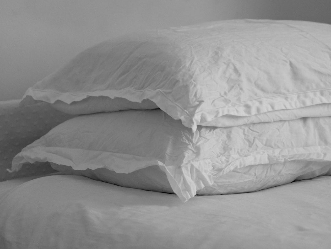 Choosing the Right Pillow for You - Yogasleep