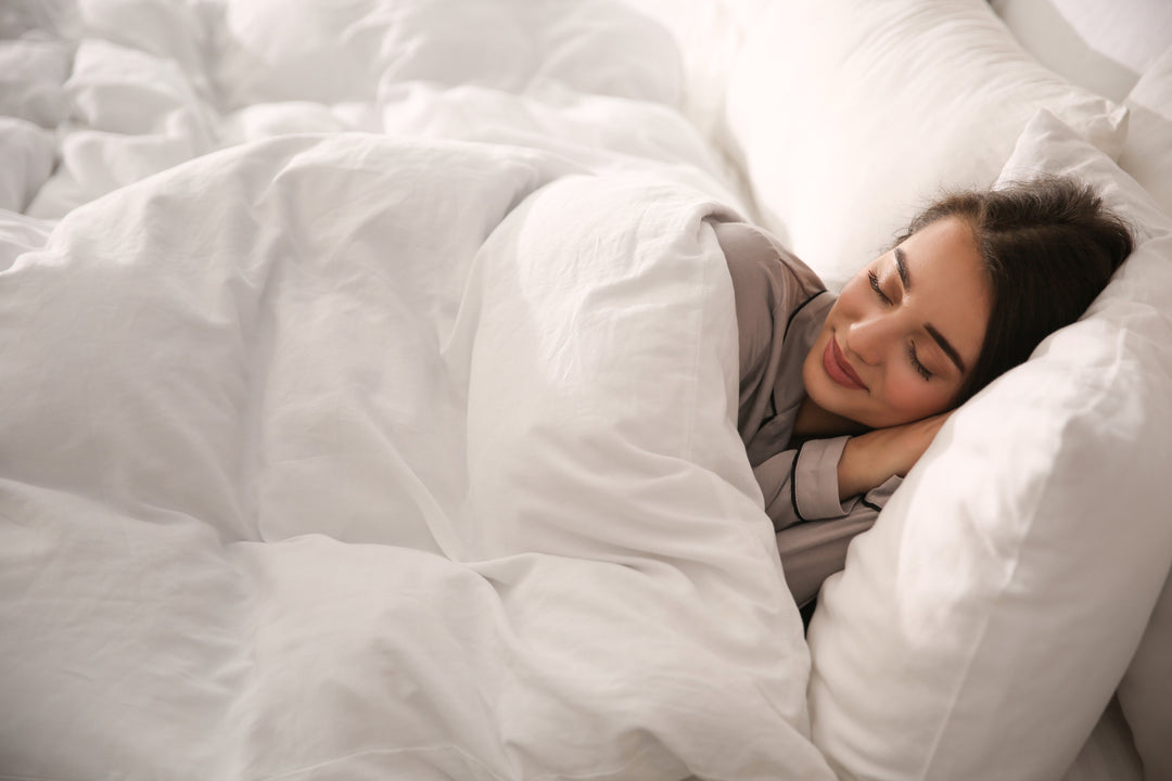 How Side-Sleepers Can Prevent Shoulder Pain from Sleeping - Yogasleep